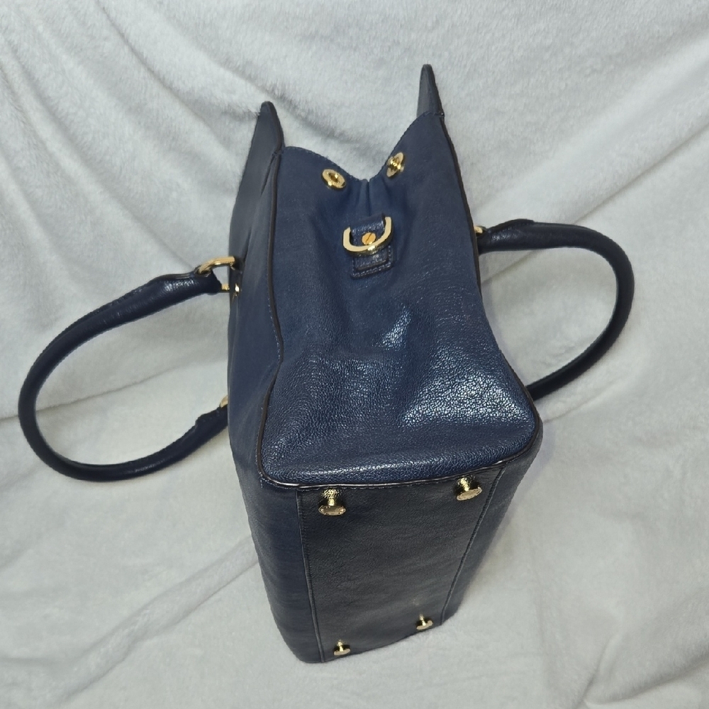 Michael Kors Vintage Satchel Gold MK HDWR Classic Elegance SOFT Leather - Picture 7 of 16
